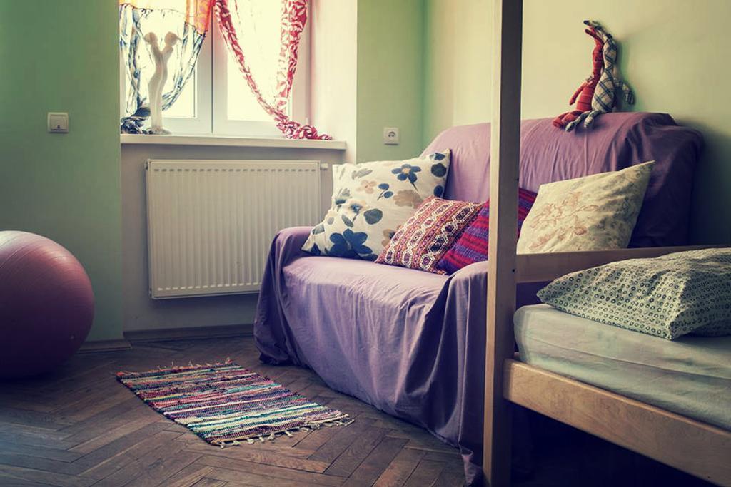 Magic Bus Hostel Лвив Екстериор снимка